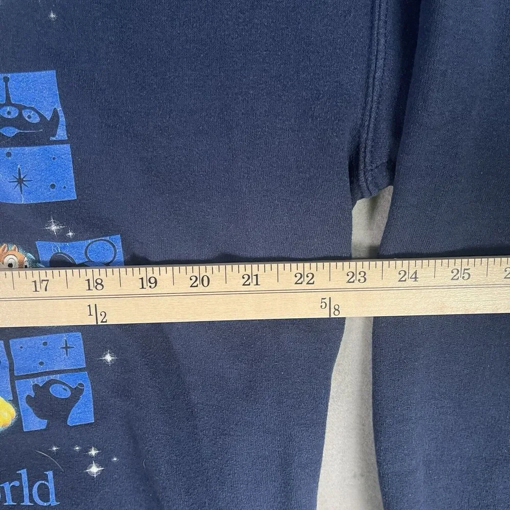 Walt Disney Resort 2015‎ Pullover Crewneck Sweater Men XL Blue